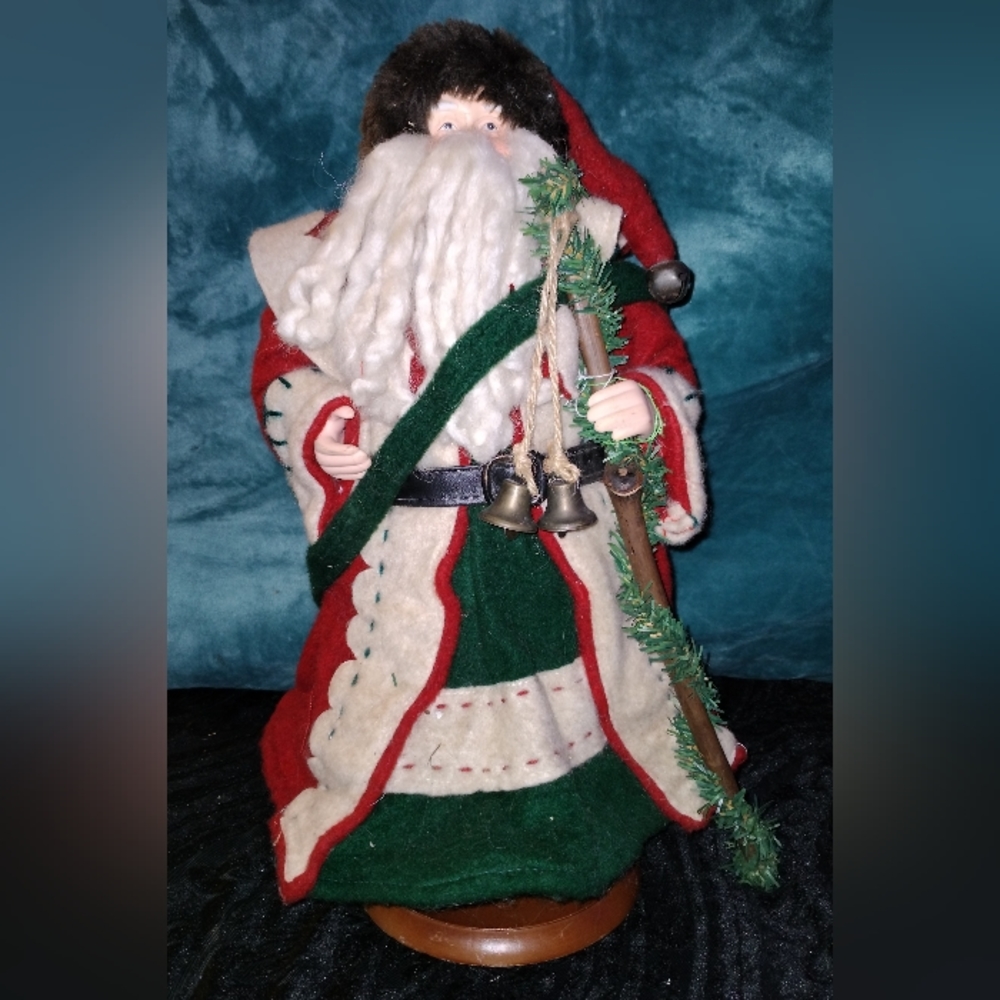 16" Free-Standing Santa Claus Christmas Figurine w/Pine Staff & Toy Bag w/ Toys